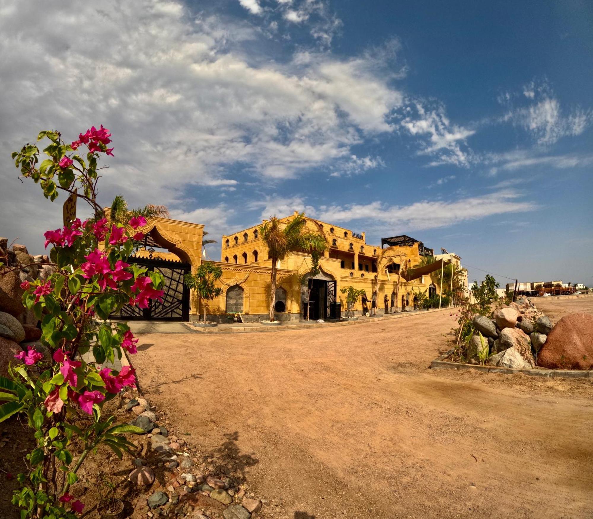 Hotel Casa D'Or Dahab Esterno foto